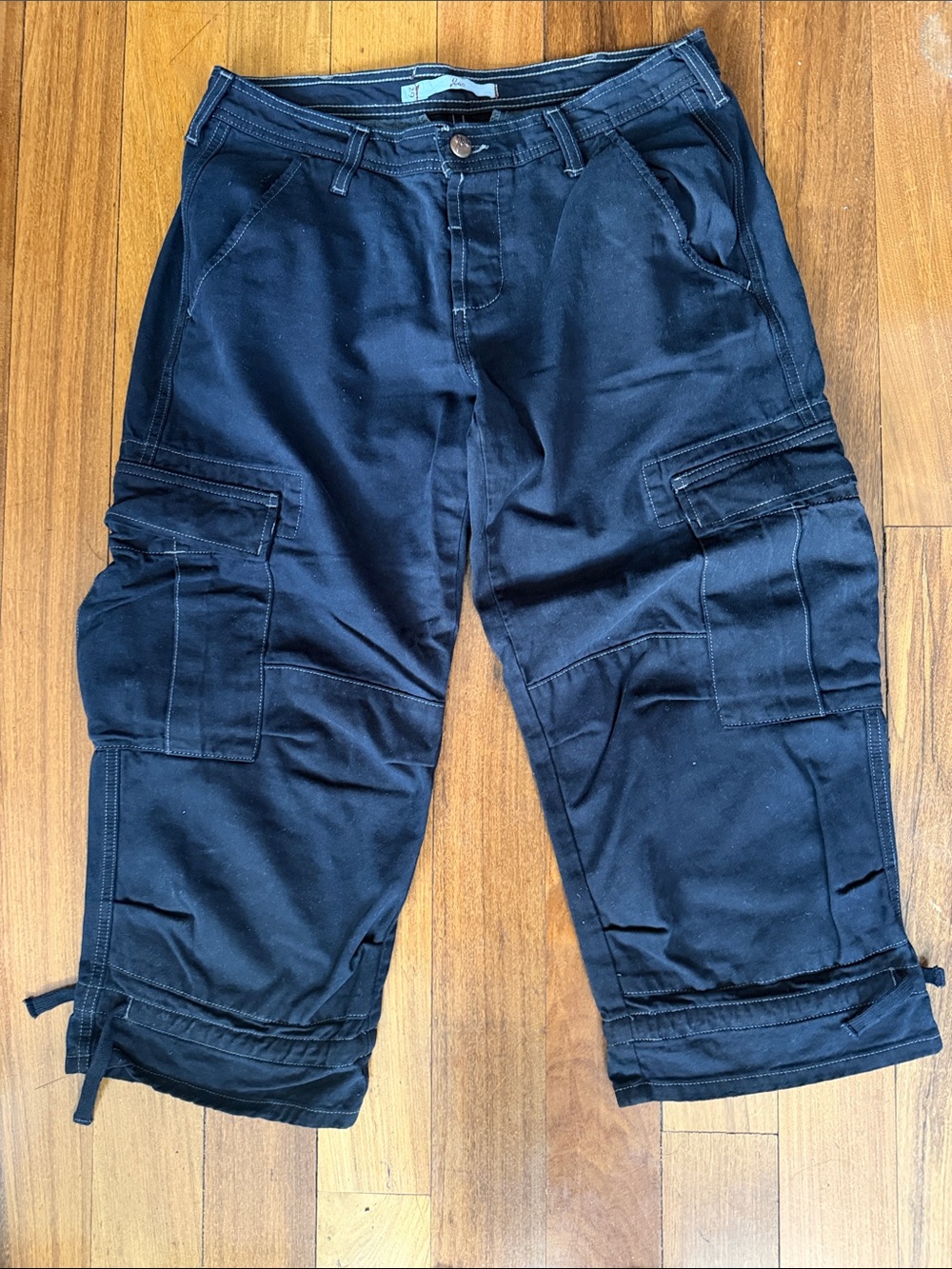 Joie Y2K Black Distressed Canvas Baggy Cropped Cargo Pants sz 28 Gorpcore